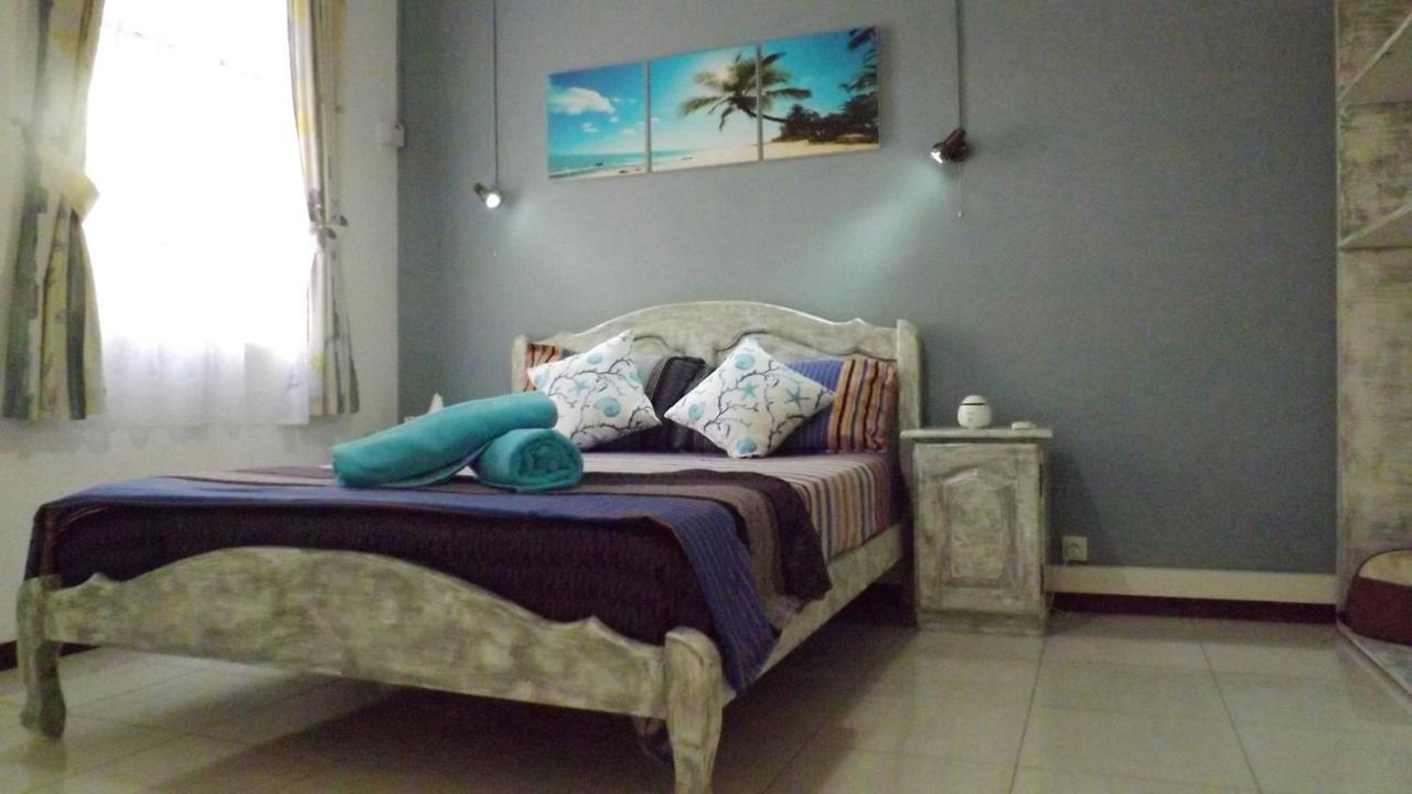 Comfortable Apartment In Flic En Flac 74 Sqm Sea View Luaran gambar